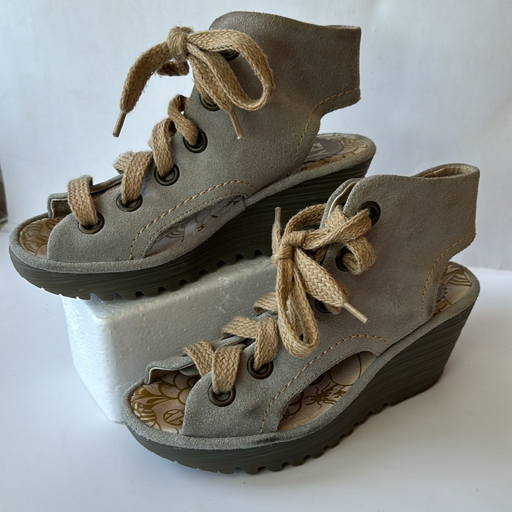 Fly London laceUp sandal comfortable size 36 Fly London comfort walking shoe - Picture 3 of 13